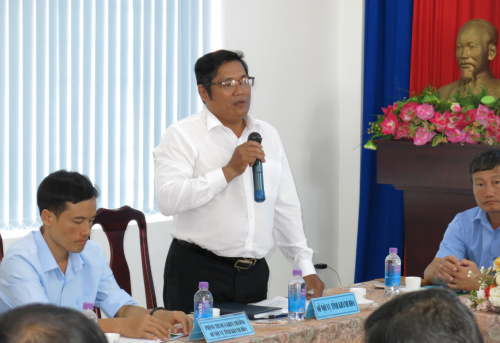 Ông Huỳnh Mạnh Thắng - Phó Giám đốc Sở Nội vụ phát biểu tại Hội nghị