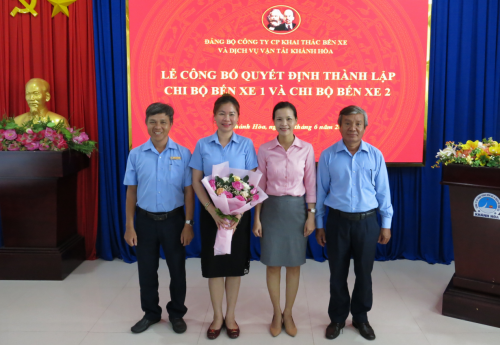 Chi bộ Bến xe 2 trực thuộc Đảng bộ Công ty CP Khai thác bến xe và Dịch vụ vận tải Khánh Hòa