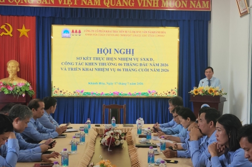 Ông Ngô Văn Định - thành viên HĐQT, Tổng Giám đốc Công ty khai mạc Hội nghị